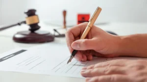 Regularización masiva de extranjeros en España 2026